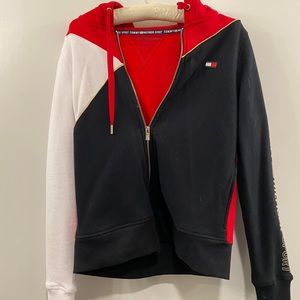 NWOT Tommy Hilfiger Sport Sweatshirt
